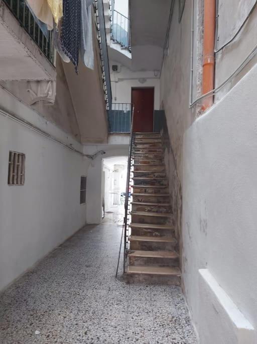 Characteristic Garibaldi Apartment Bari Exterior photo